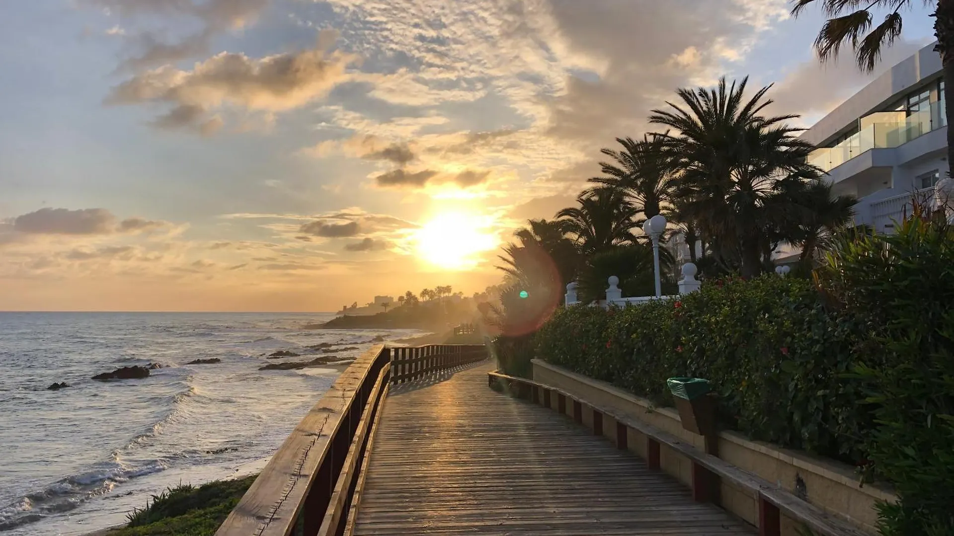Modern 3 Bedroom Apartment 300 Meters To The Beach Fuengirola